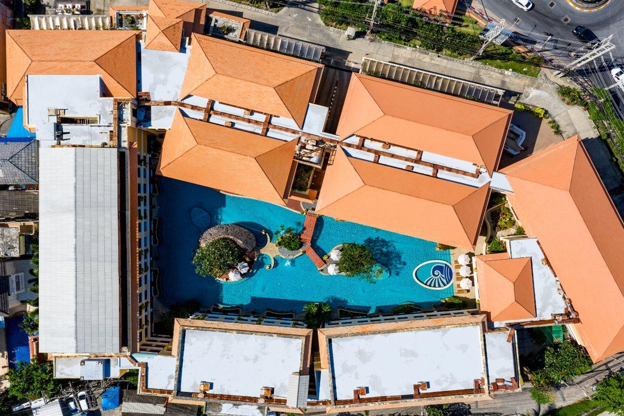 Patong Paragon Resort & Spa Sha Extra Plus Bagian luar foto Aerial view of the hotel