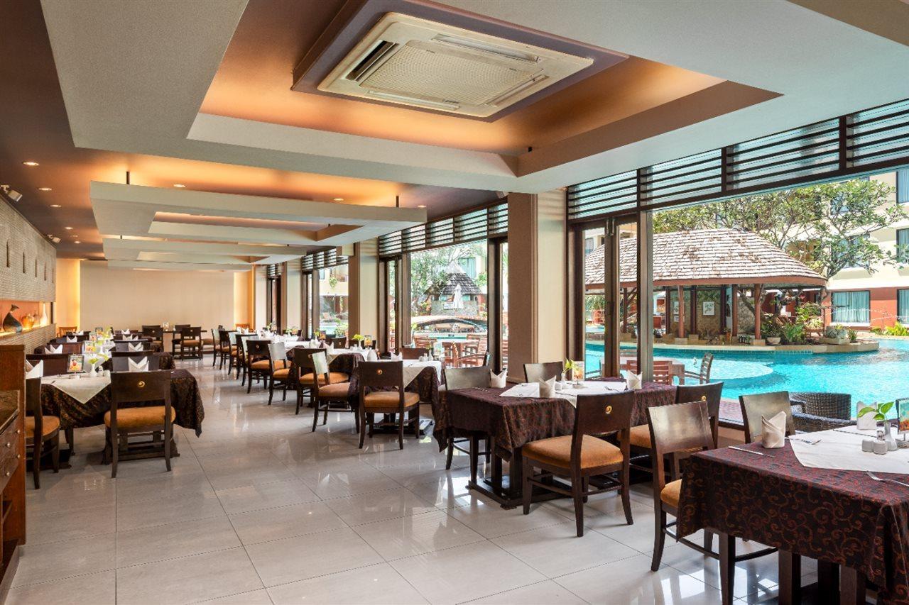 Patong Paragon Resort & Spa Sha Extra Plus Bagian luar foto The restaurant